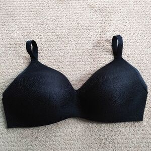 Knix Lace Wingwomen Contour Bra Black Sz 6++ Plunging Neckline